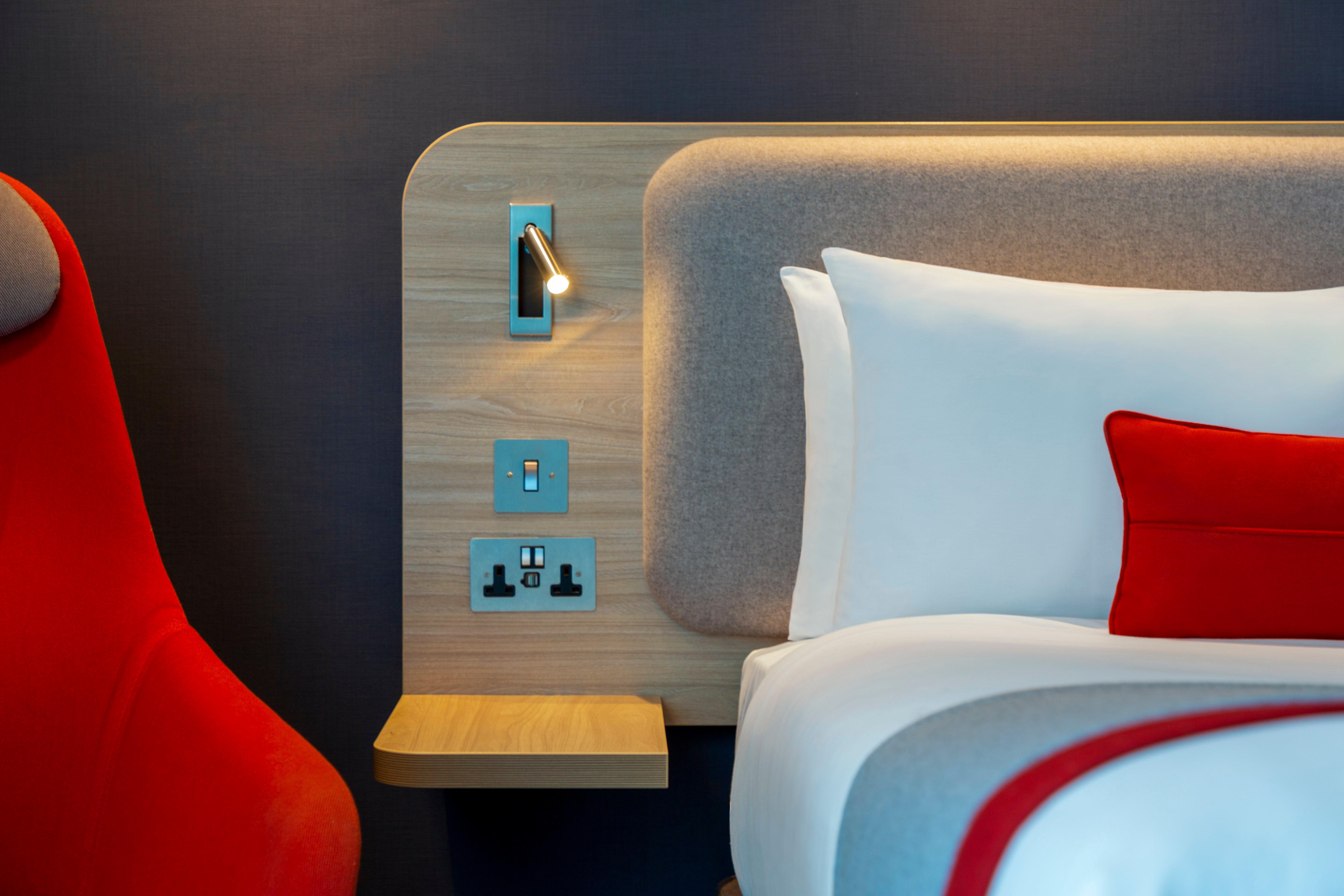 Holiday Inn Express Southampton - M27, J7 By Ihg Εξωτερικό φωτογραφία