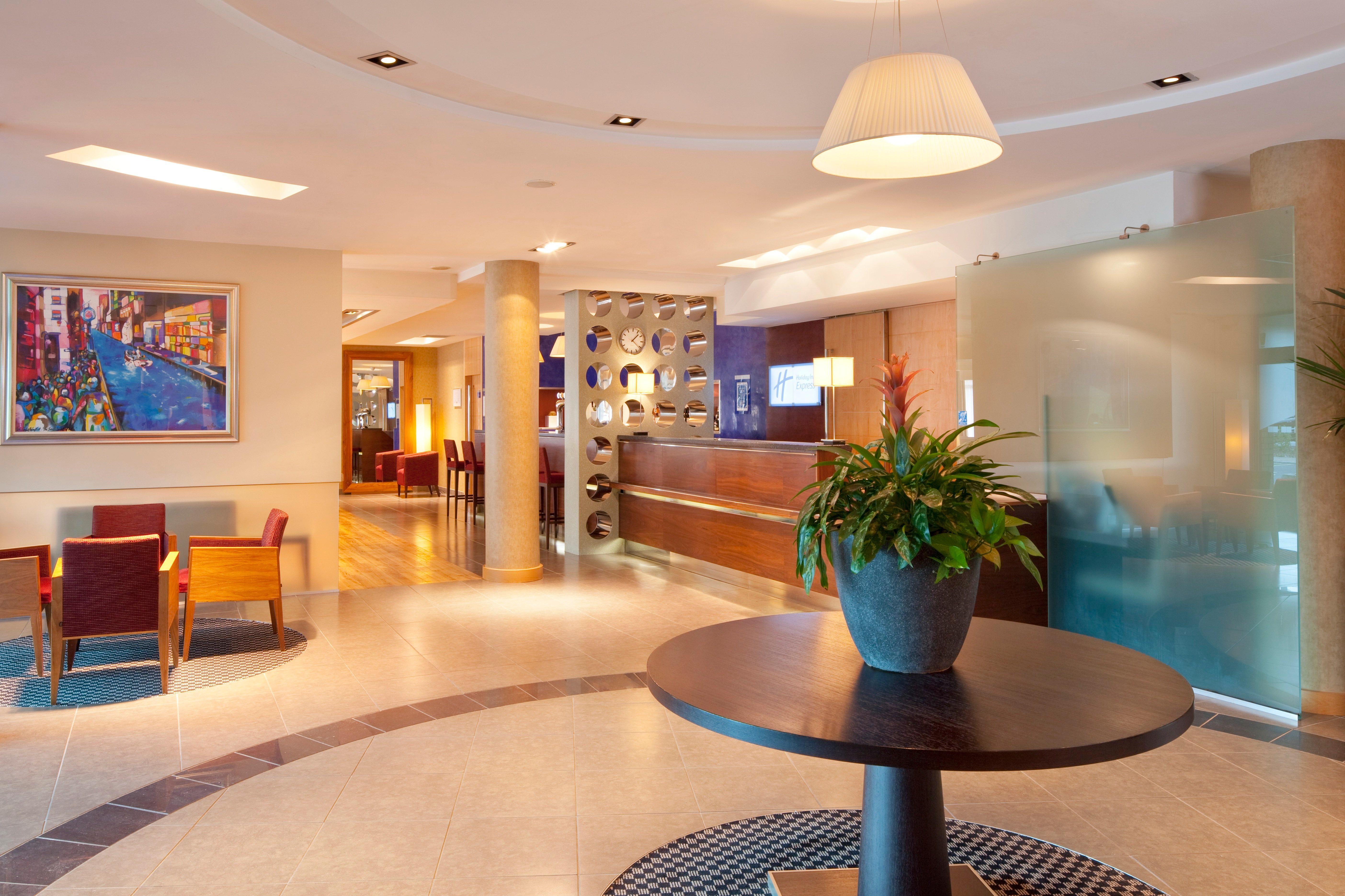 Holiday Inn Express Southampton - M27, J7 By Ihg Εξωτερικό φωτογραφία
