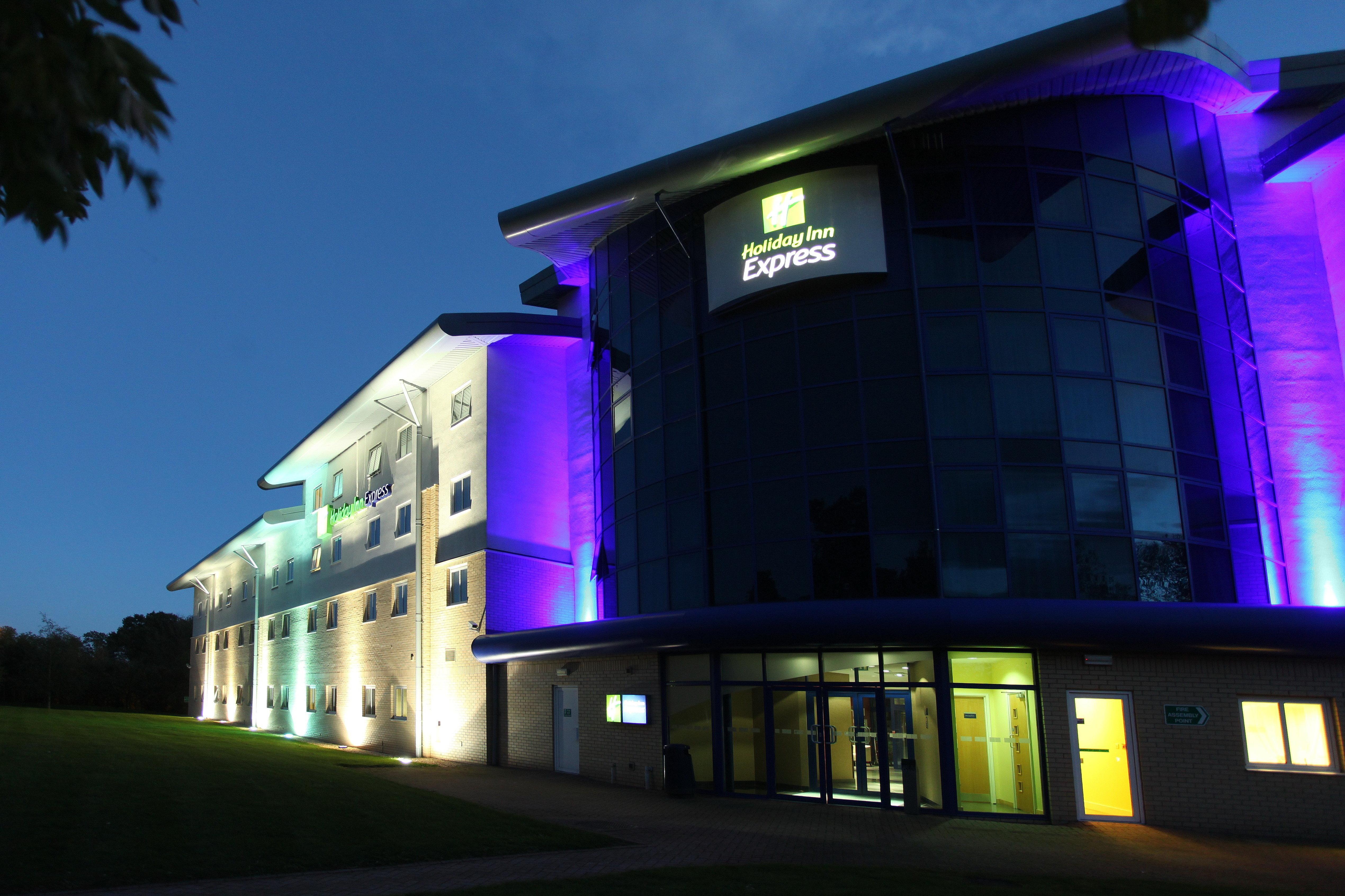 Holiday Inn Express Southampton - M27, J7 By Ihg Εξωτερικό φωτογραφία